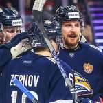 «Металлург» обыграл «Автомобилист» и одержал 9-ю победу подряд в КХЛ