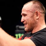 Бой Олейника и Латифи состоится на UFC 273 — СМИ