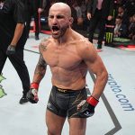 Волкановски победил техническим нокаутом «Корейского зомби» на UFC 273 и защитил чемпионский пояс в полулегком весе