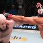 Звездный боец из США объявил об уходе из UFC после поражения от россиянина