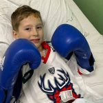 Представители Федерации бокса России навестили в больнице мальчика, пострадавшего в теракте в «Крокус Сити Холл»